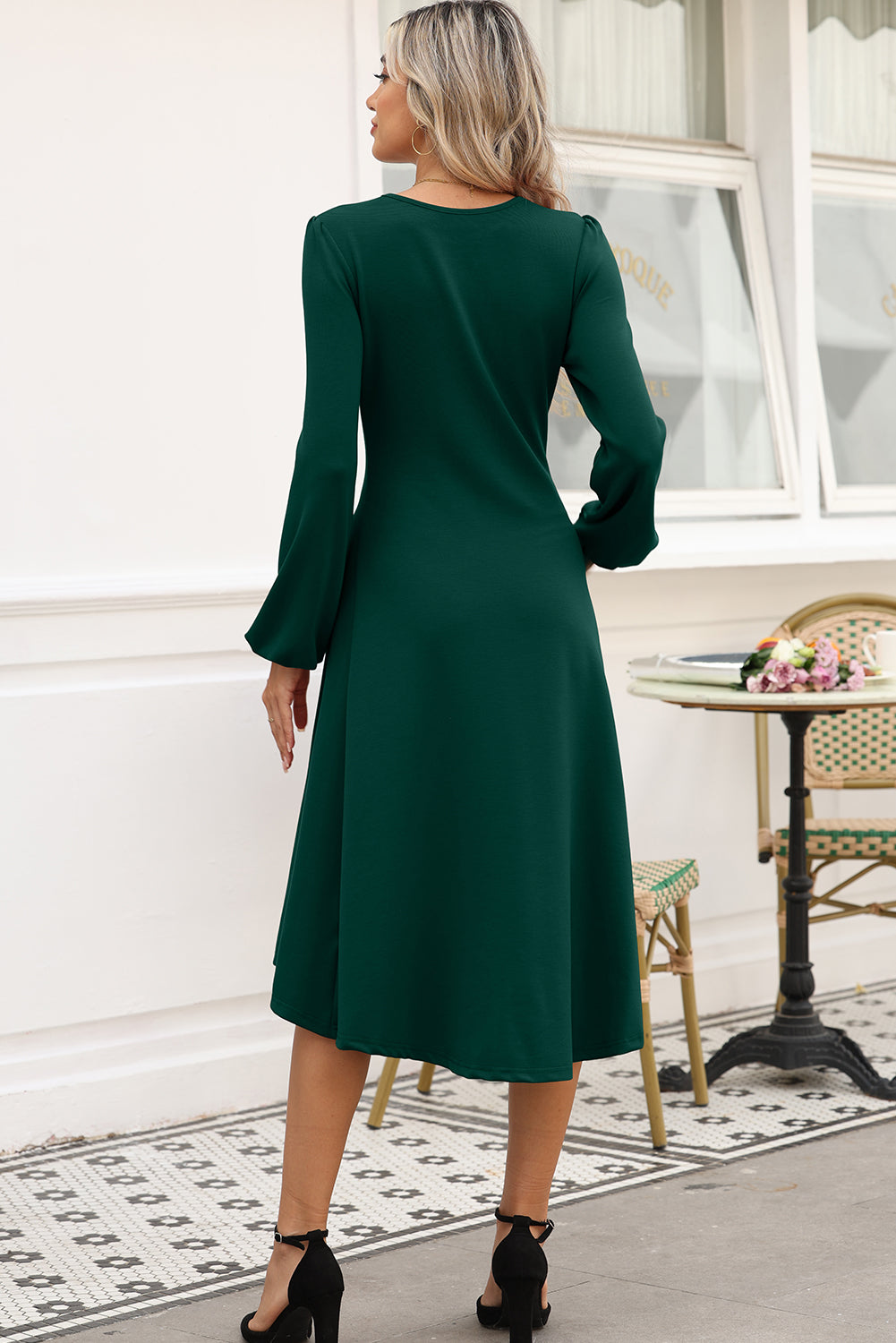 Solid Color Ruched Detail Long Sleeve Midi Dress