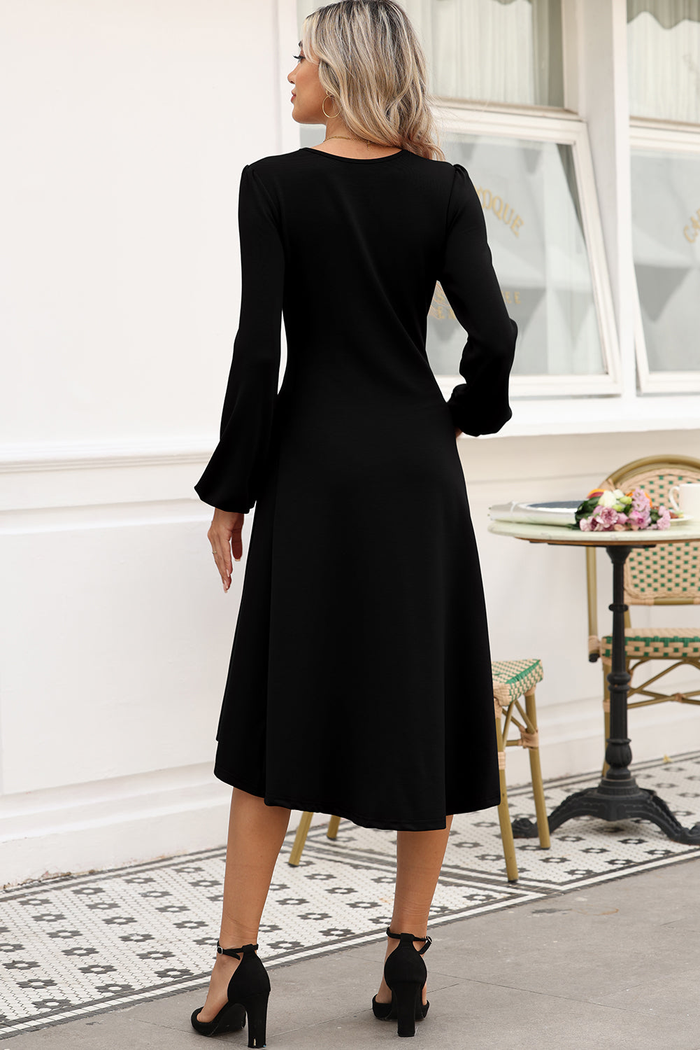 Solid Color Ruched Detail Long Sleeve Midi Dress