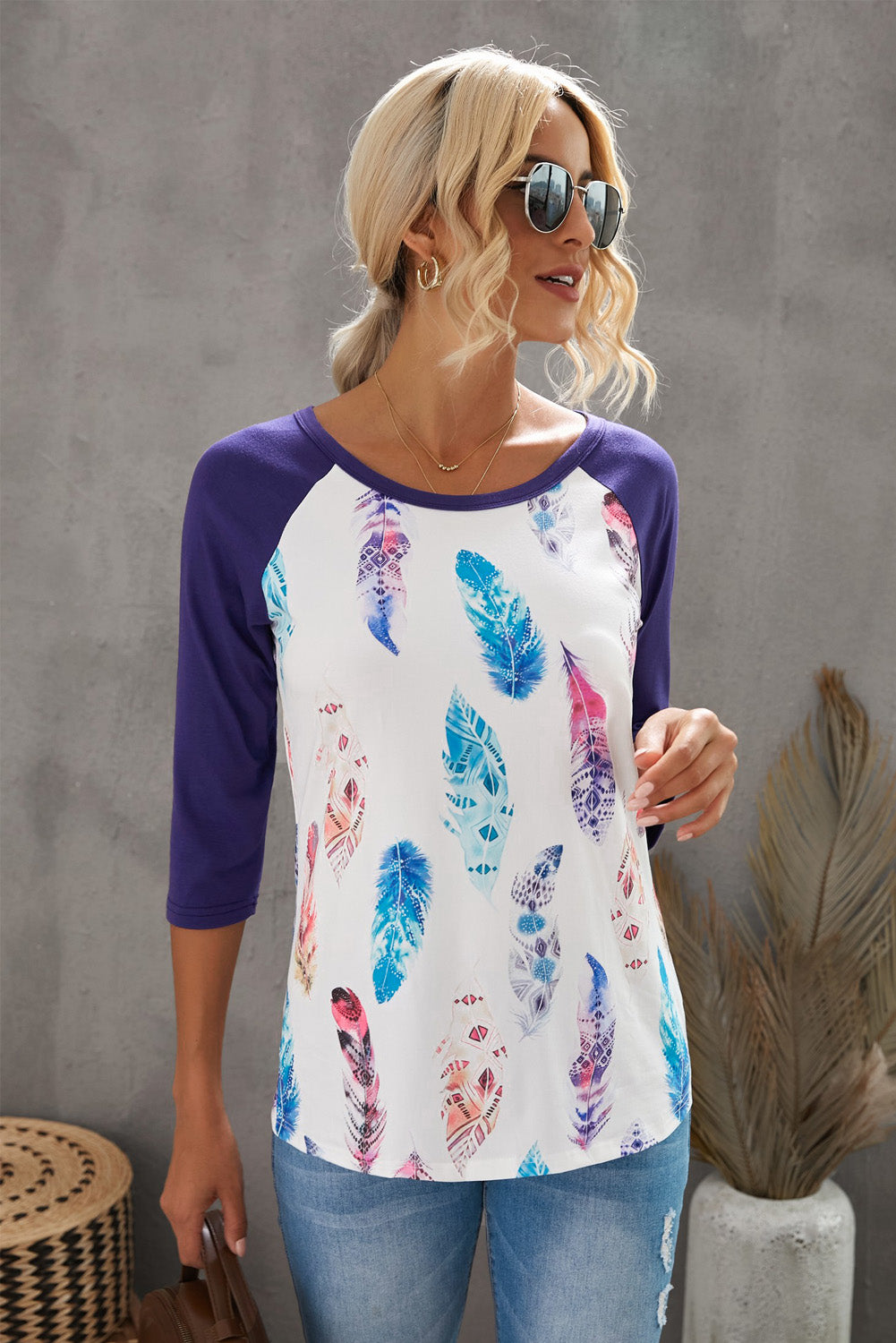 Feather Print 3/4 Raglan Sleeve Top