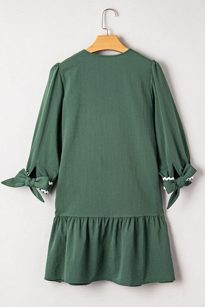 Canton Contrast Ricrac Trim Button V Neck Knotted Bracelet Sleeve Shift Dress