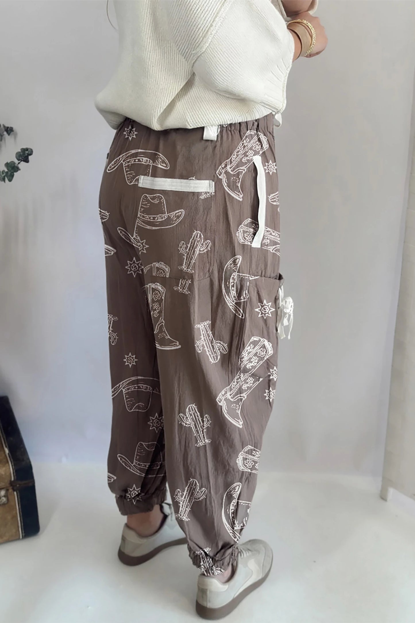 Khaki Western Cactus Cowgirl Hat Boot Printed Vintage Drawstring Jogger Pants
