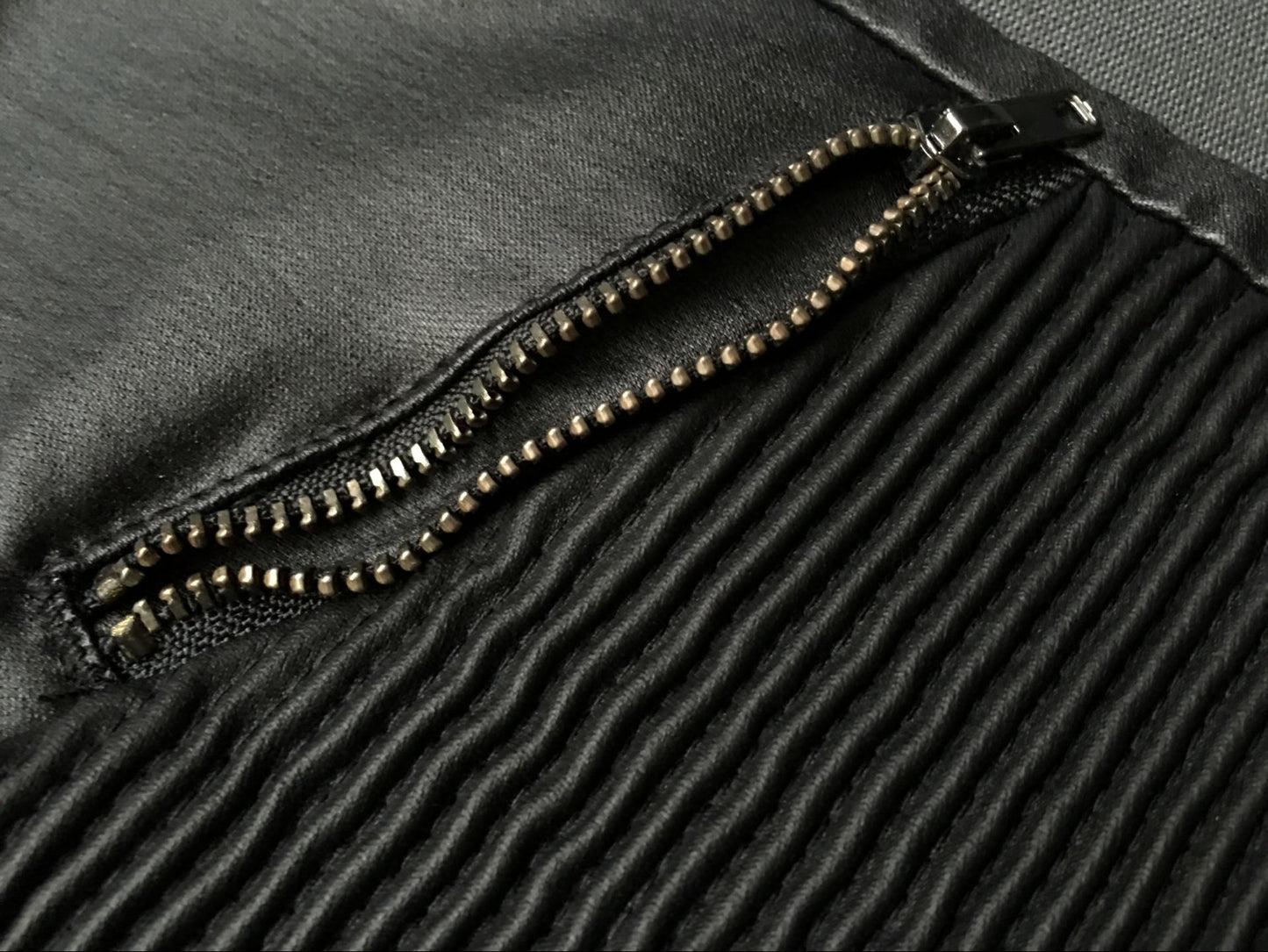 Faux Leather Denim Pants Spliced with Multiple Zippers