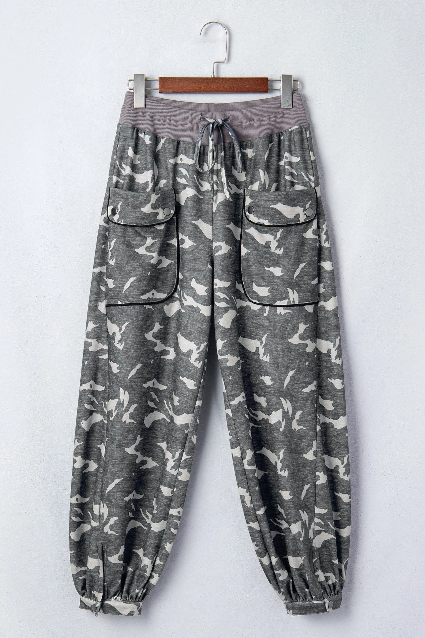 Multicolour Drawstring Contrast Waistband Camouflage Cargo Barrel Pants