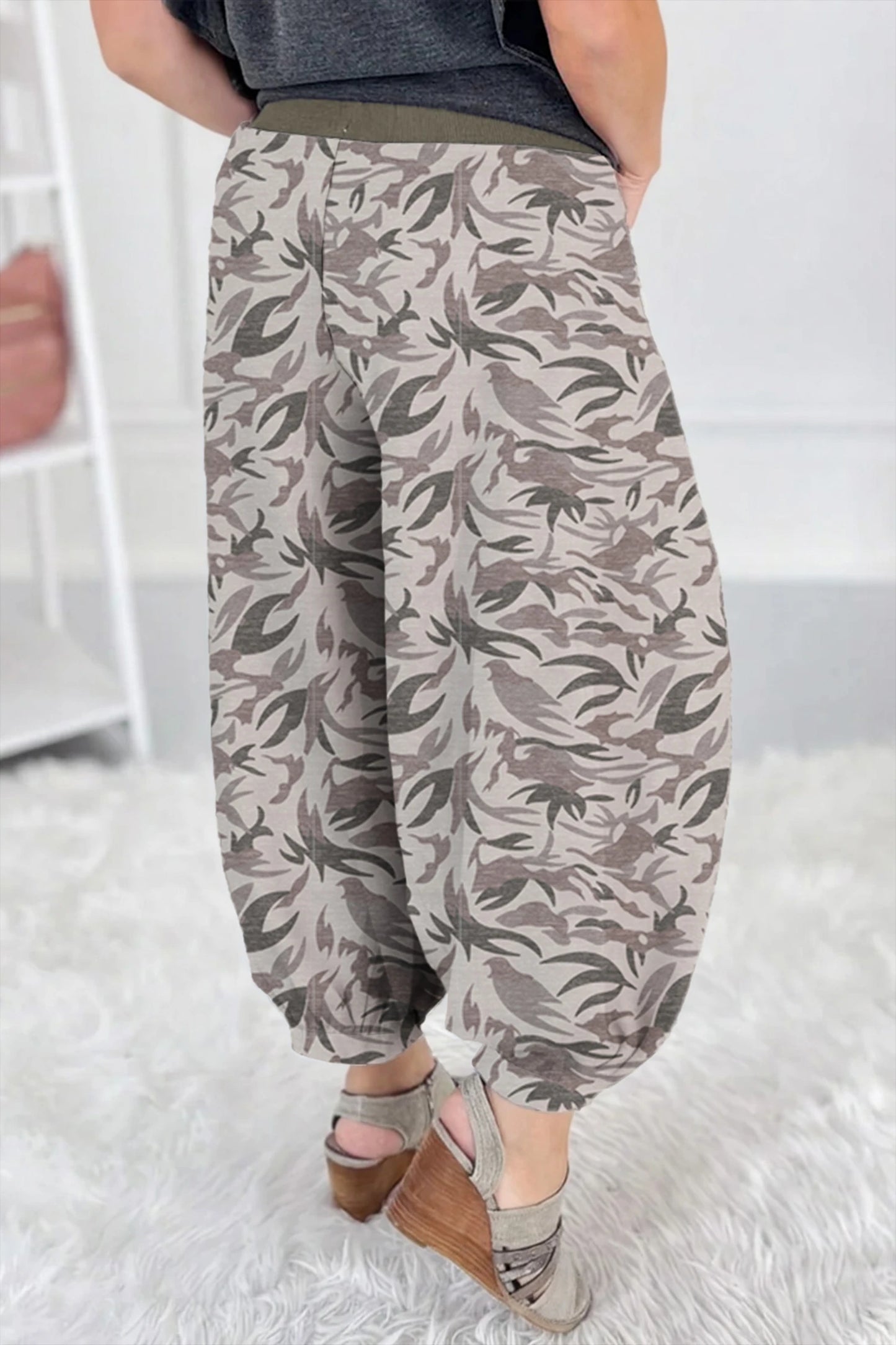 Khaki Drawstring Contrast Waistband Camouflage Cargo Barrel Pants