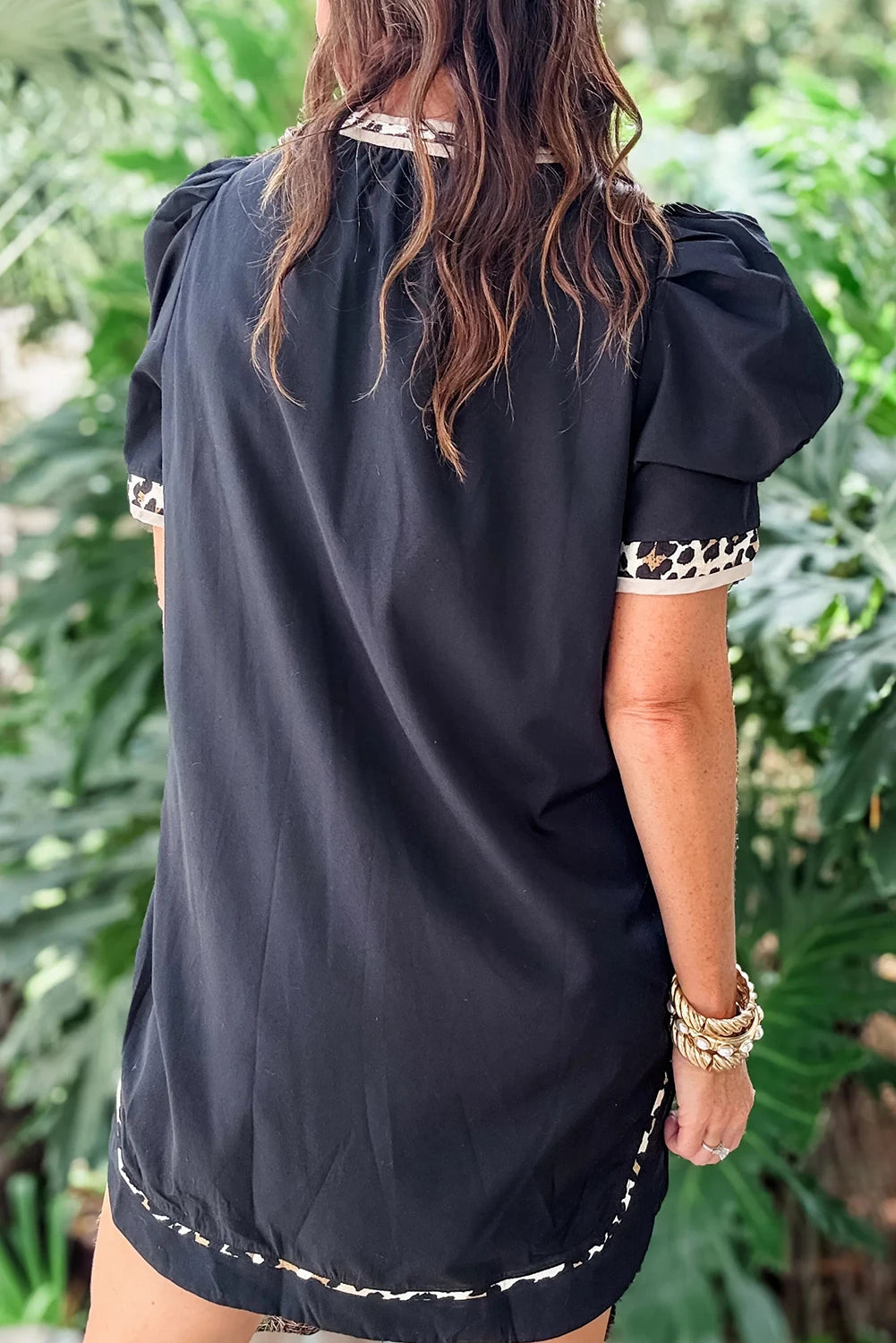 Black Leopard Trim Notched Neck Short Puff Sleeve Shift Mini Dress