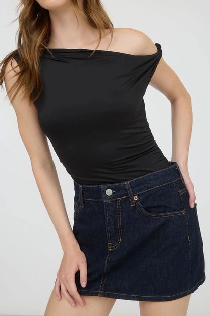 Black Solid Color Asymmetric Neck Slim Tank Top