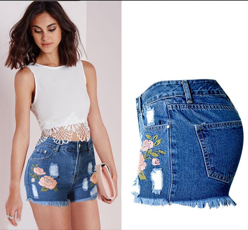Flower embroidery frayed tassel slim fit denim shorts