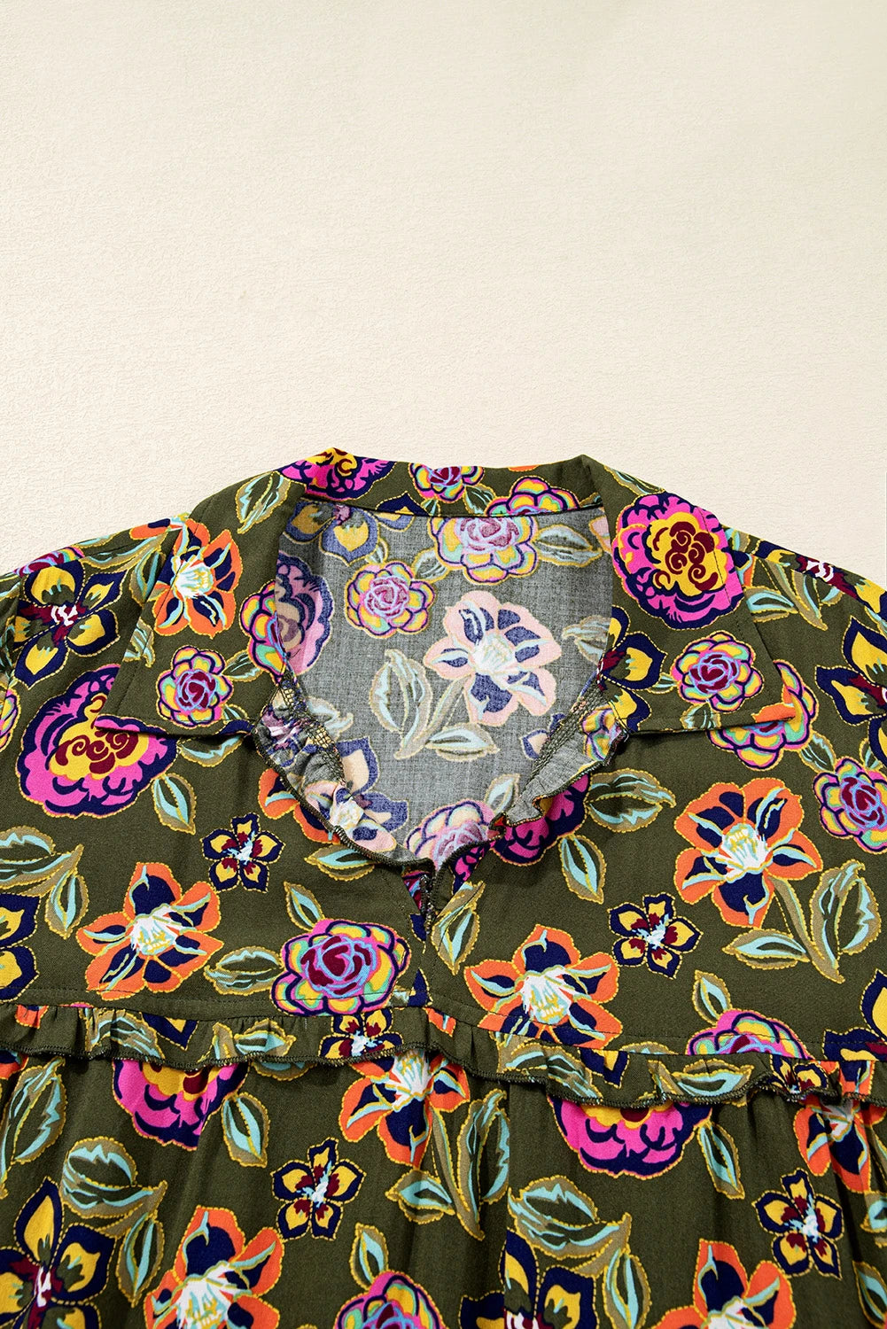 Green Floral Print Split Neck Bubble Sleeve Shift Mini Dress