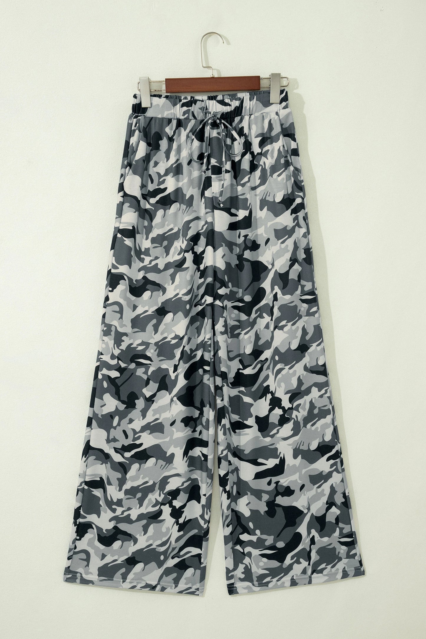 Camouflage Print Drawstring Casual Pants