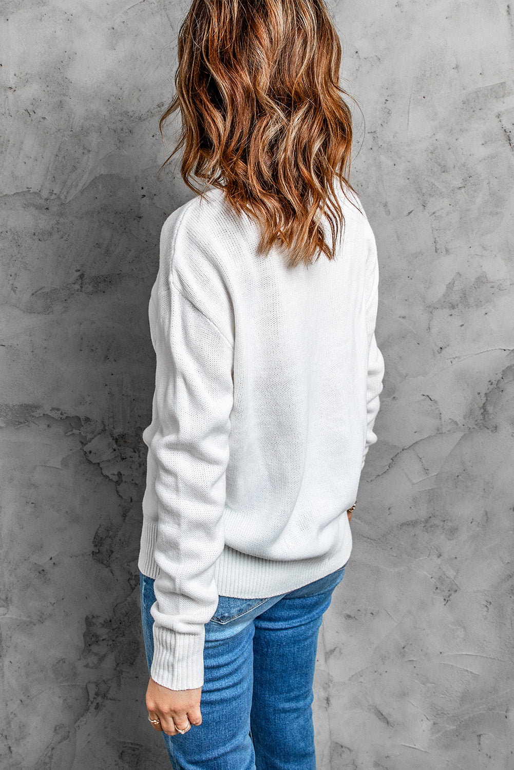 White Deep V Contrasted Neckline Knitted Sweater